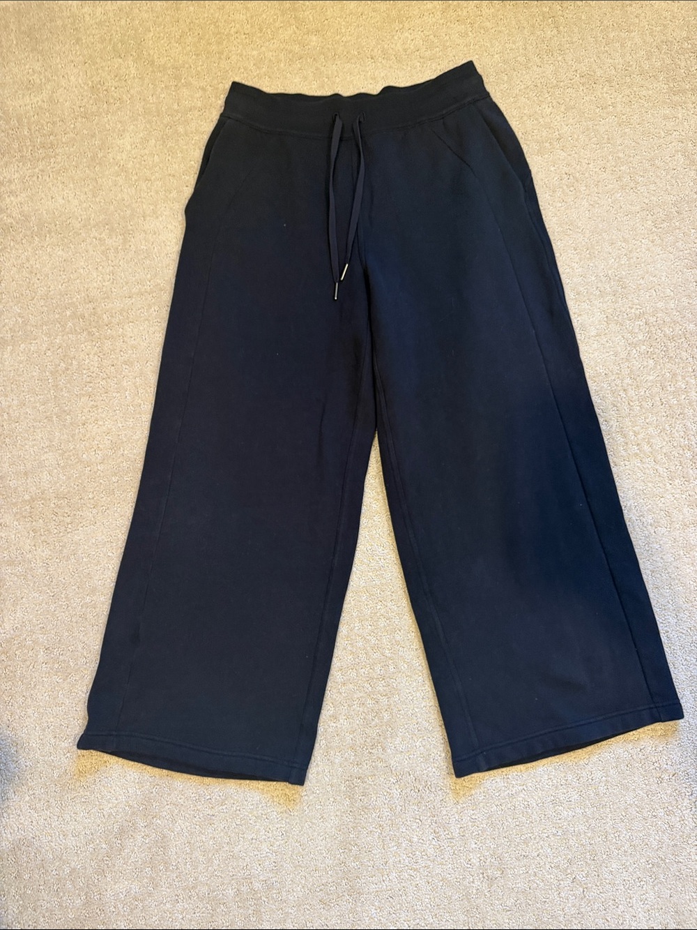 Lululemon Wide-Leg Drawstring Sweatpants - Black - Size medium